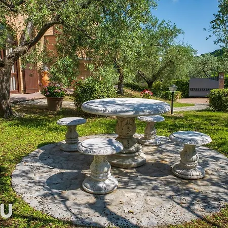 Villa Poloturisticoumbria Del Maestrale